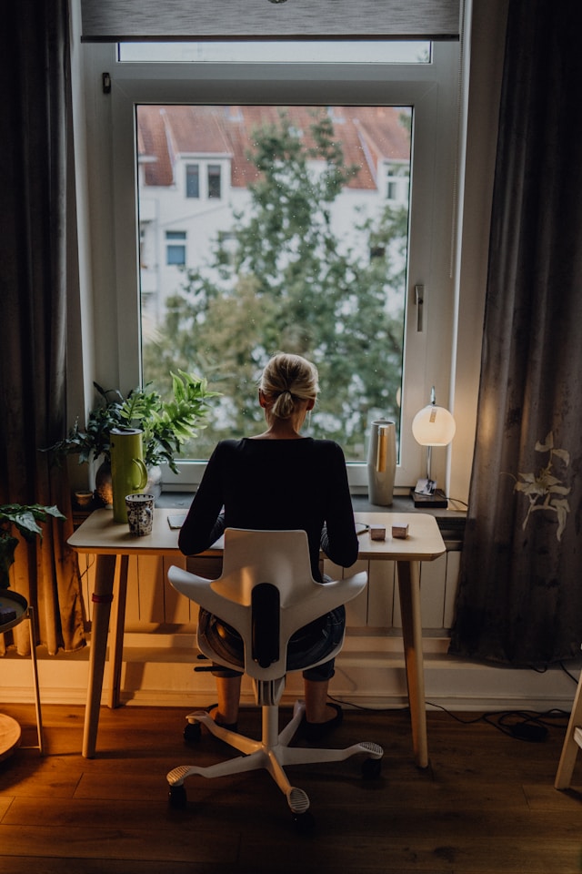 filipp-romanovski-Sl1aVTAdsjc-unsplash